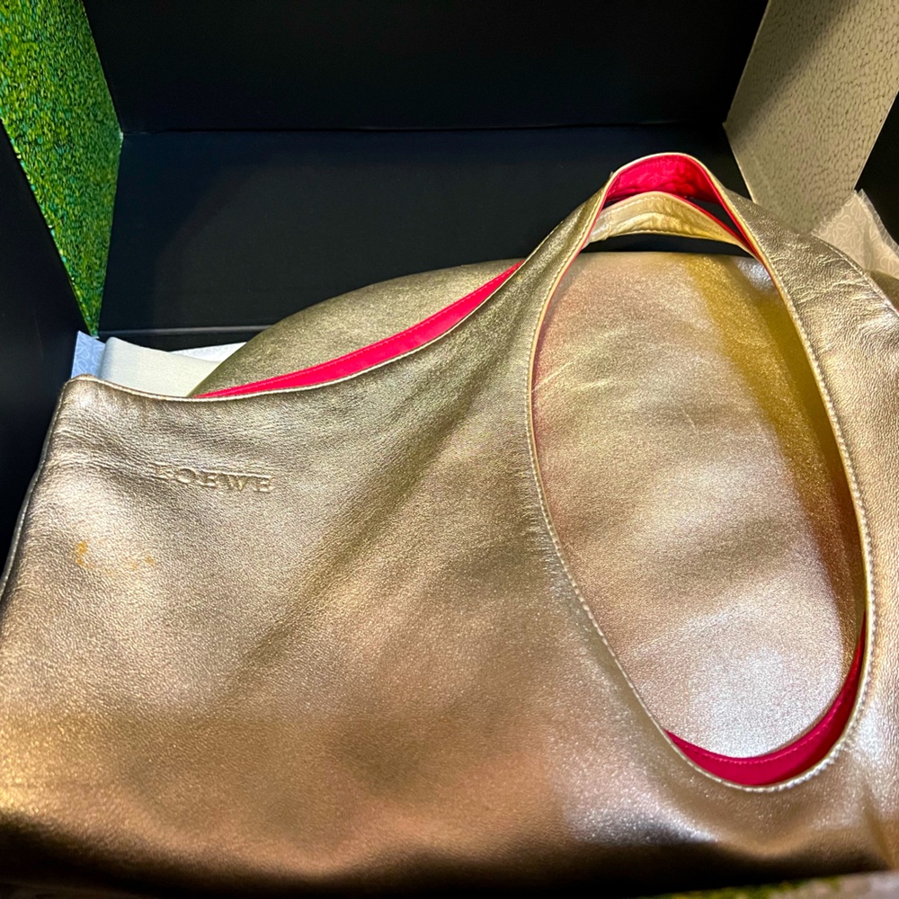 Rare Loewe reversible hobo purse with box PINK/GOLD with attached pocket insert